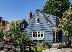 Foreclosure Listing in 41ST AVE SW SEATTLE, WA 98116
