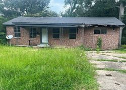 Foreclosure Listing in MESSICK ST MARKSVILLE, LA 71351