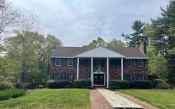 Foreclosure Listing in CRESTWOOD RD NORTH READING, MA 01864