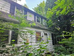 Foreclosure in  CRESTWOOD DR Huntington Station, NY 11746