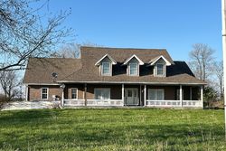 Foreclosure Listing in STATE HIGHWAY 121 MATTOON, IL 61938