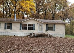 Foreclosure Listing in OLD RIPLEY RD SORENTO, IL 62086