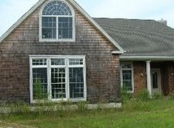 Foreclosure Listing in MAGGIE DR EAST QUOGUE, NY 11942
