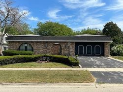 Foreclosure in  SALCEDA DR Northbrook, IL 60062