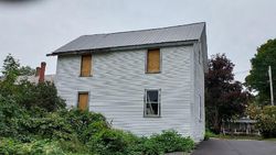 Foreclosure Listing in SCHOOL ST BELLOWS FALLS, VT 05101