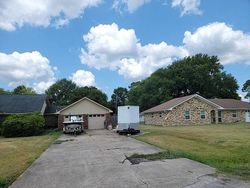 Foreclosure Listing in KOELEMAY DR BEAUMONT, TX 77705