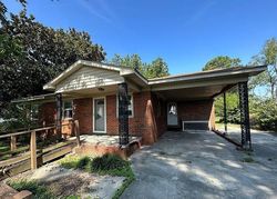 Foreclosure Listing in W MAIN ST CLINTON, NC 28328