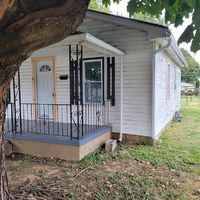 Foreclosure in  HUGHES AVE Owensboro, KY 42303