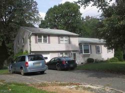 Foreclosure Listing in MOUNTAIN AVE NEW PROVIDENCE, NJ 07974