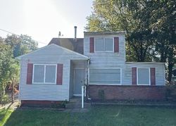 E Halley Ln, Central Islip NY