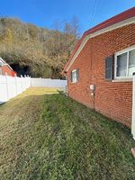Foreclosure Listing in STATE HIGHWAY 194 E PHELPS, KY 41553