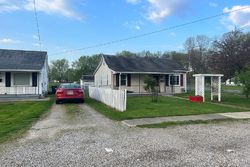 Foreclosure Listing in ALFRED ST ZANESVILLE, OH 43701