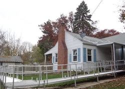 Foreclosure Listing in S OAK AVE FREEPORT, IL 61032