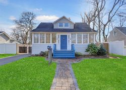 Foreclosure in  OAK ST Islip, NY 11751