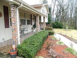 Foreclosure in  LAKEVIEW CIR Pikeville, KY 41501