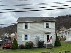  Hancock St, Clymer PA