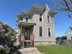  N 6th St, Marshalltown IA