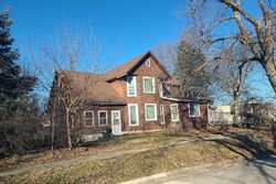 Foreclosure Listing in S WALNUT ST NORTH ENGLISH, IA 52316