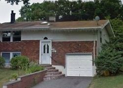 Foreclosure in  SPLIT CEDAR DR Islandia, NY 11749