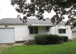 Foreclosure in  W SOUTH 4TH ST Shelbyville, IL 62565