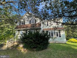 Foreclosure in  CROSS KEYS RD Berlin, NJ 08009