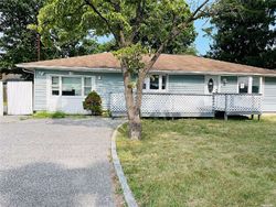 Foreclosure in  SAXON AVE Bay Shore, NY 11706