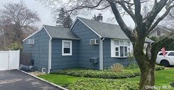 Foreclosure in  7TH ST Locust Valley, NY 11560