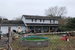 Pleasantview Dr, Weirton WV