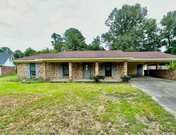 Foreclosure in  WINCHESTER CIR Monroe, LA 71203