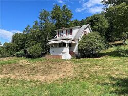  Pine Rd, Kittanning PA