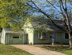 Foreclosure in  E CHESTNUT ST Canton, IL 61520