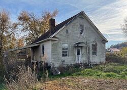  Waterworks Hill Rd , Uhrichsville OH