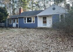 Foreclosure Listing in MERROW RD TOLLAND, CT 06084