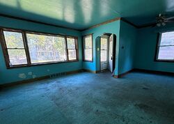 Foreclosure in  CLEVELAND AVE Niagara Falls, NY 14305