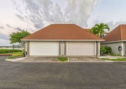 Foreclosure Listing in KEOLU DR APT C KAILUA, HI 96734