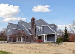  Golfview Dr, Saginaw MI