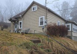  Ridge St, Honesdale PA
