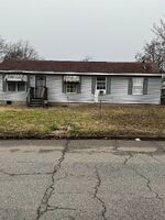  W 7th Ave, Pine Bluff AR