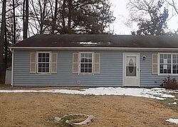  Tinsberry Ct, Colonial Heights VA