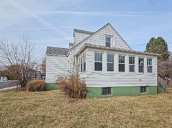  E Pittsfield St, Pennsville NJ