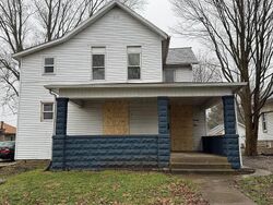  N 11th St, Newark OH
