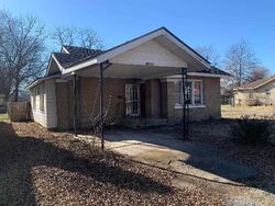 Foreclosure Listing in MAIN ST NEWPORT, AR 72112