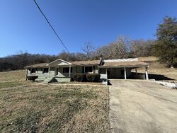  Cathey Ridge Rd, Manchester TN