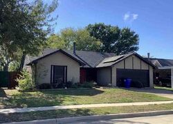  Redbud Dr, Forney TX