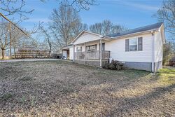  Goldust Ave, Clarkesville GA