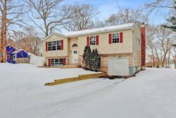 Foreclosure in  SEYMOUR LN Medford, NY 11763