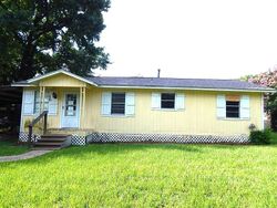  E Watson St, Willis TX