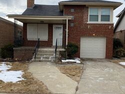 Foreclosure in  S BENNETT AVE Chicago, IL 60617