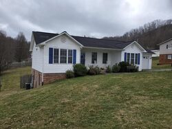  Townview Dr, Lebanon VA