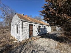 Foreclosure in  E INDEPENDENCE AVE Independence, MO 64056
